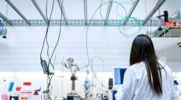 Lab work over the holidays? 6 Tips on keeping spirits up!