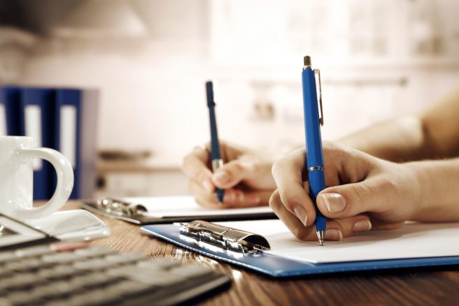 Can a deceased person be a co-author? A case study Can a deceased person be a co-author? A case study