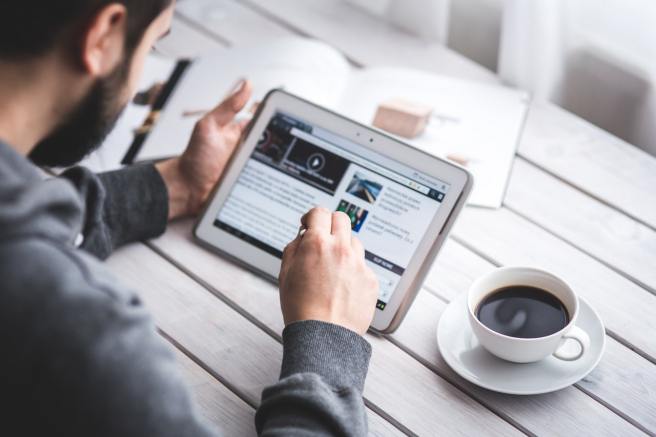 Social media dos and don'ts for journals, publishers, and societies Social media dos and don'ts for journals, publishers, and societies