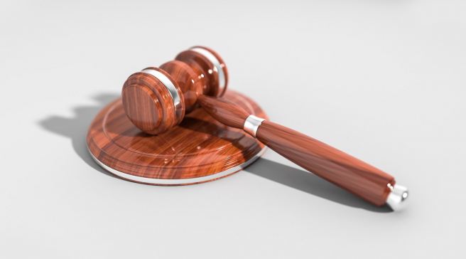 Two California universities in a legal battle over Alzheimer's research data Two California universities in a legal battle over Alzheimer's research data