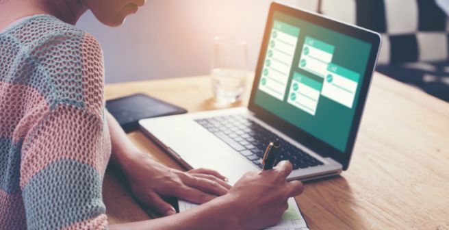 Using peer review comments in a constructive way Using peer review comments in a constructive way