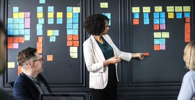 Behind the scenes: A journal editor's insight into what happens post manuscript submission Behind the scenes: A journal editor's insight into what happens post manuscript submission