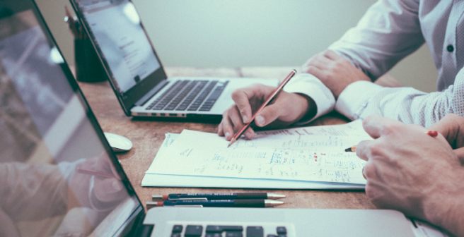 Behind the scenes: How a journal editor reaches a decision on a manuscript after peer review Behind the scenes: How a journal editor reaches a decision on a manuscript after peer review