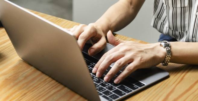 How to select peer reviewers: Advice from an expert journal editor How to select peer reviewers: Advice from an expert journal editor