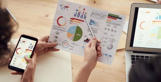 Identifying biomarkers from Omics data: The role of statistics Identifying biomarkers from Omics data: The role of statistics